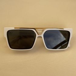 White LV 1.1 Evidence Sunglasses 