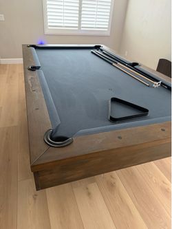 Pool table