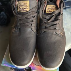 Used Men’s Shoes