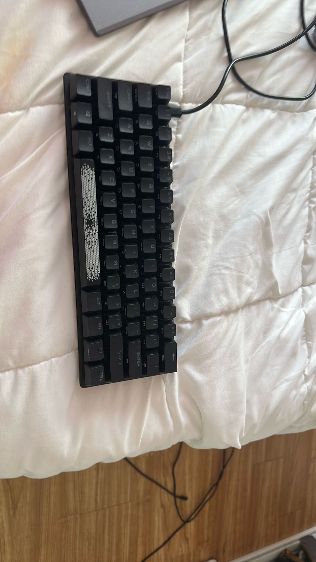 Corsair K70 Mini Wireless