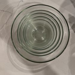 5 Glass Bowls 