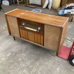 Old Radio Console 