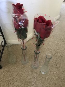 Small vase with flowers