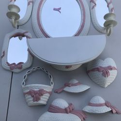 White And Pink Wall Decoration 