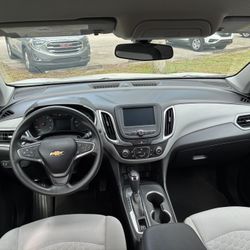 Carro Impecable Título en mano 