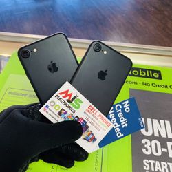 IPHONE 7 32GB UNLOCKED