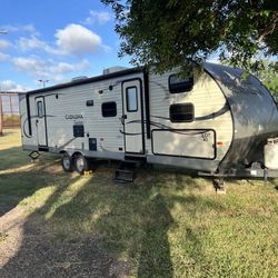 2015 RV Coachman Catalina