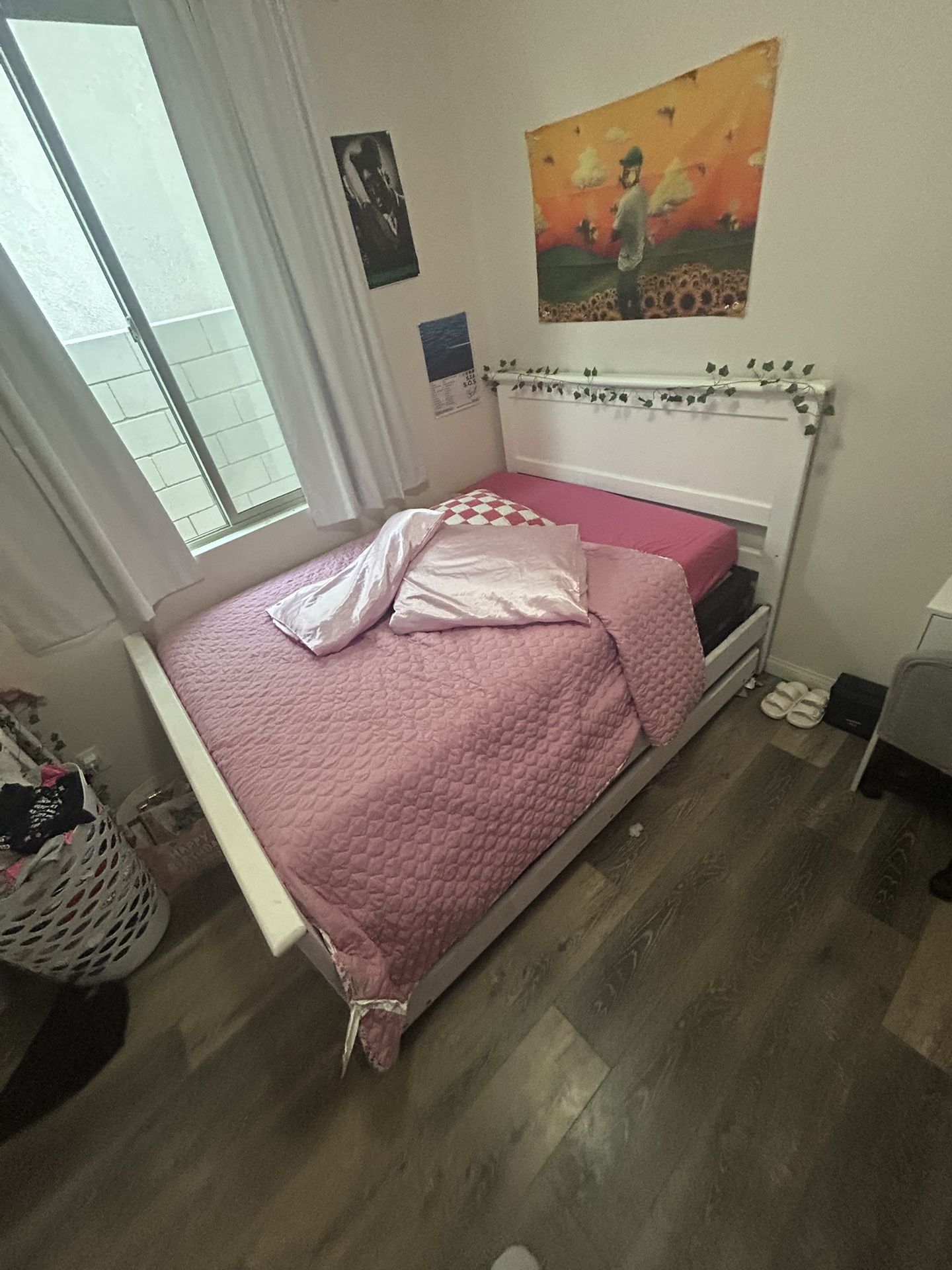 Full Size Bed With Frame, Headboard, Twin Bed Roll Out Under