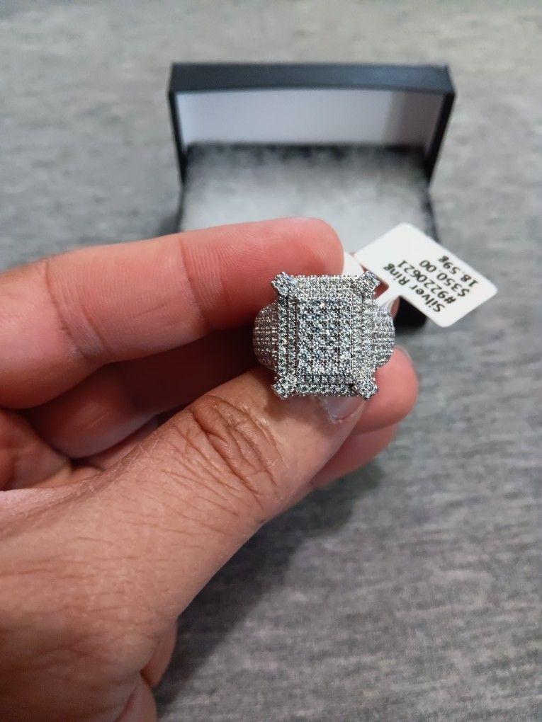 New Luxury AAA .925 Silver Ring!!!