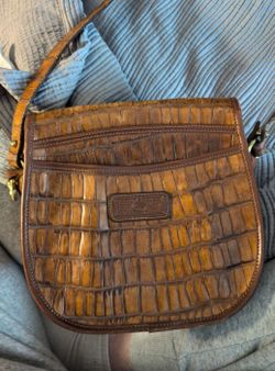 Dooney and Bourke saddle bag