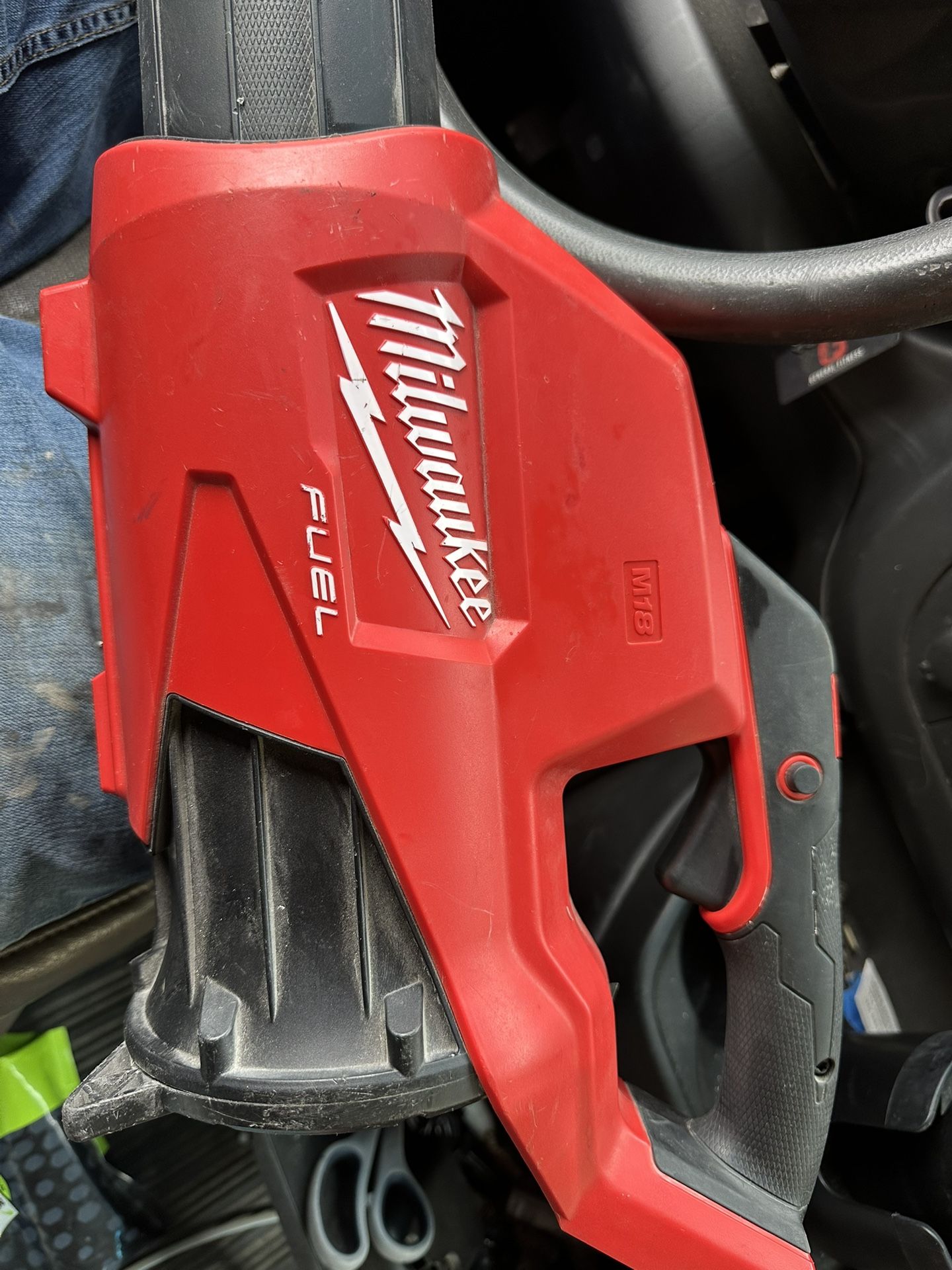 Milwaukee Leaf Blower