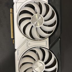 Asus RTX 4070 Dual OC 12GB