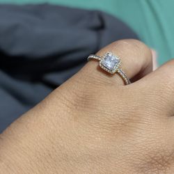 Pandora Halo 14k Gold Ring , Size 7 