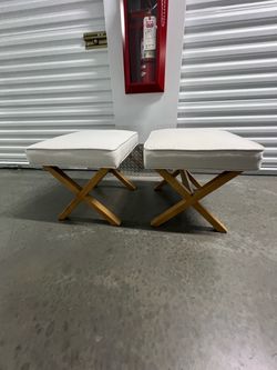 Set of 2 Ottomans