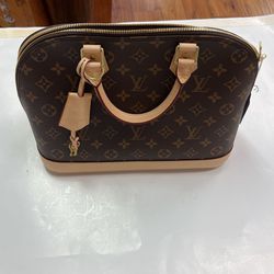 Louis Vuitton Purse, With Original Box, Dust Bag, Lock And Keys, In New Condition, Verified With Entrupy.      