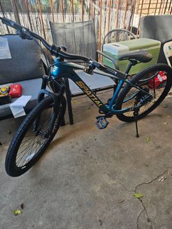 Spatial 27.5 in Bicycle 8 speed