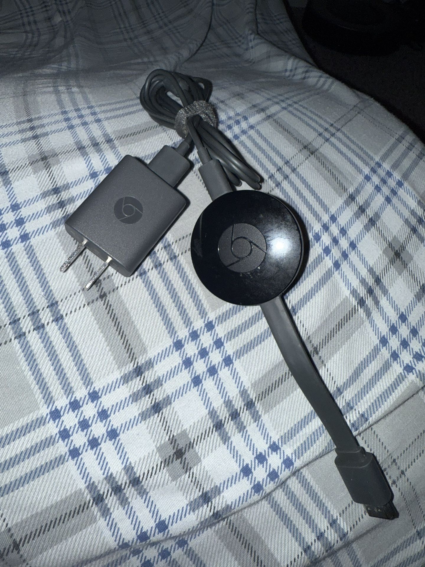 Google Chromecast (2nd Gen) – Stream Your Favorite Shows in HD!