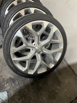26’ Rims And Tires