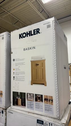 Baskin 24 in. Single Sink Light Oak Bath Vanity with Bianco Bella Quartz Top