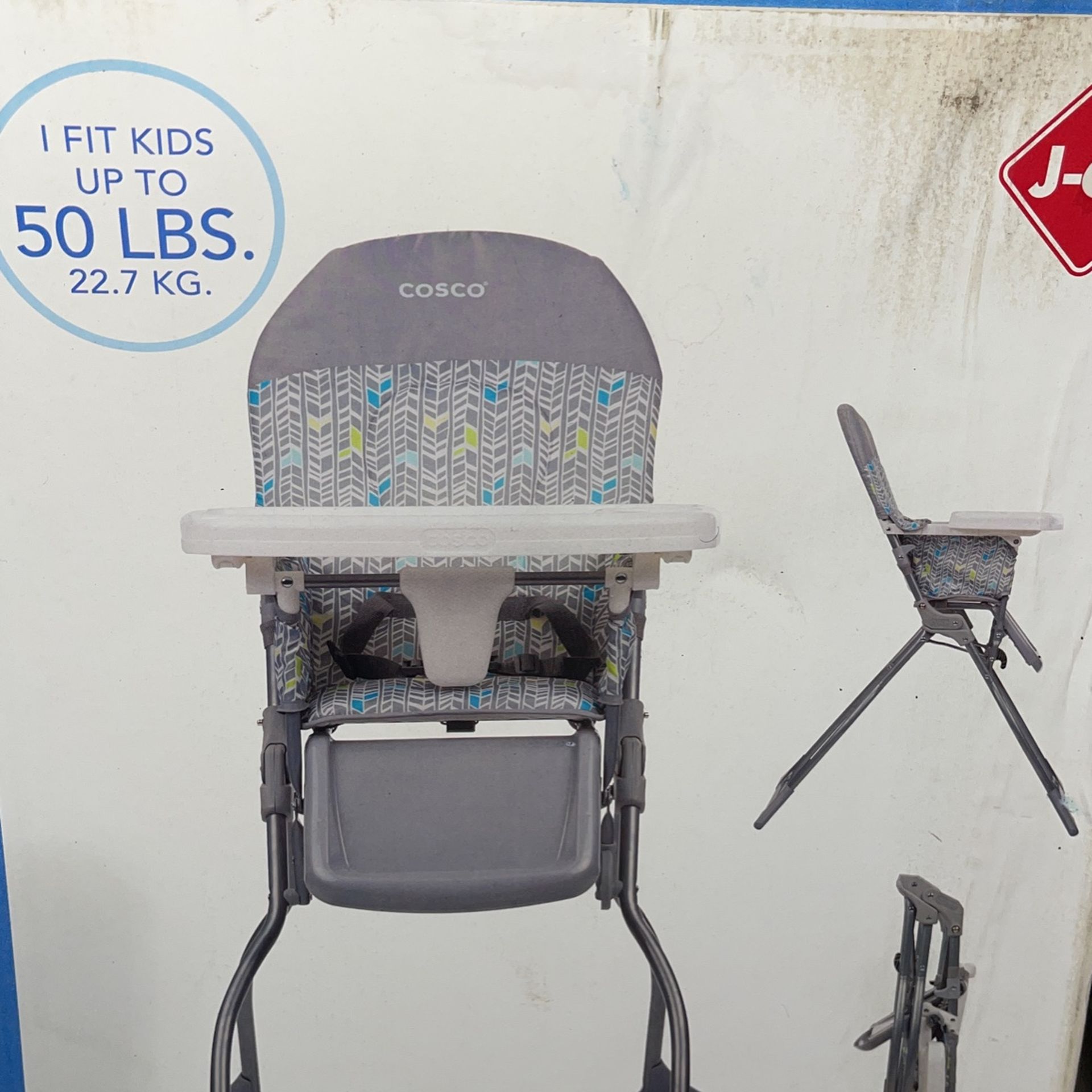 BRAND NEW HIGH CHAIR NEVER BEEN USED STILL IN BOX!!!!!