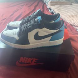Air Jordan 1 Retro low OG “UNC”