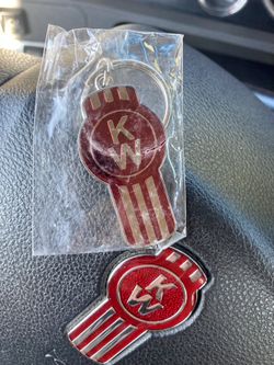 Kenworth key chain