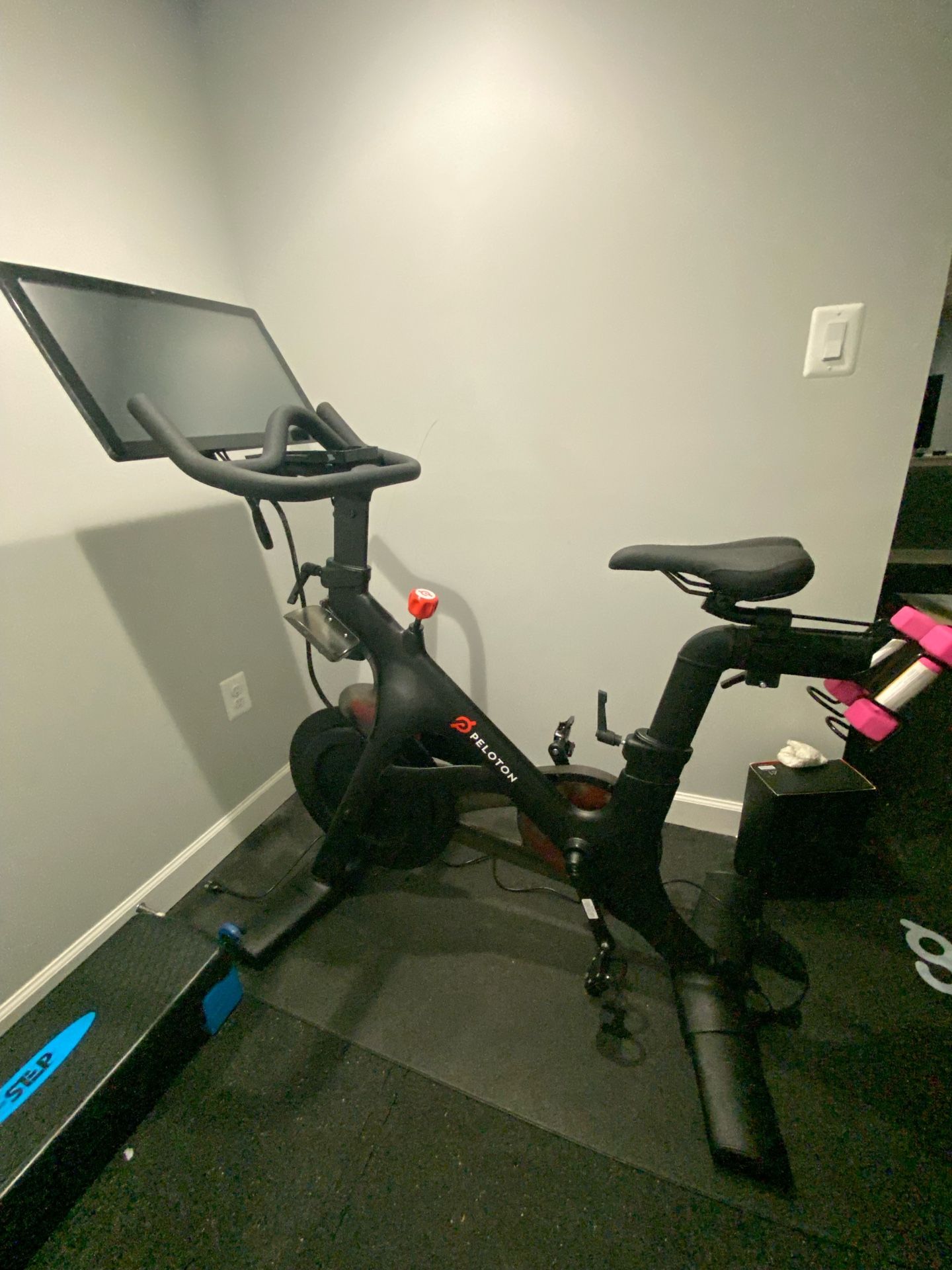 Peloton Bike(Original)- Excellent Condition + Shoes- $600