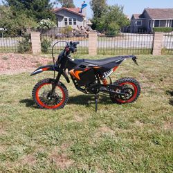 Amp -S Electric Dirt Bike