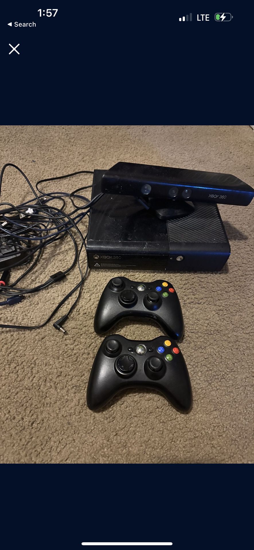 XBOX 360 W/kinect & 2 Controllers 