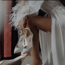 Cotton Robes Lace Robes Feather Robes pajamas Lingerie Wholesale Prices