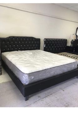 Queen bed with Bamboo mattress