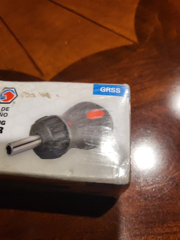 New, Matco Tools Stubby Ratcheting Screwdriver for Sale in Roy, WA