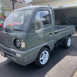 95 Suzuki carrier, standard And Excellent Shape, New Rims And Tires And Re-Modified Muffler, Sounds Great From Japan Only 10 km that estimates at 15,0