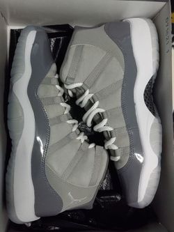 Jordan 11 cool grey DS size 7y