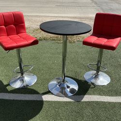 2 Barstools With Table