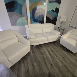 Modern White Sofa Set – Like New (Sofa + 2 Armchairs)