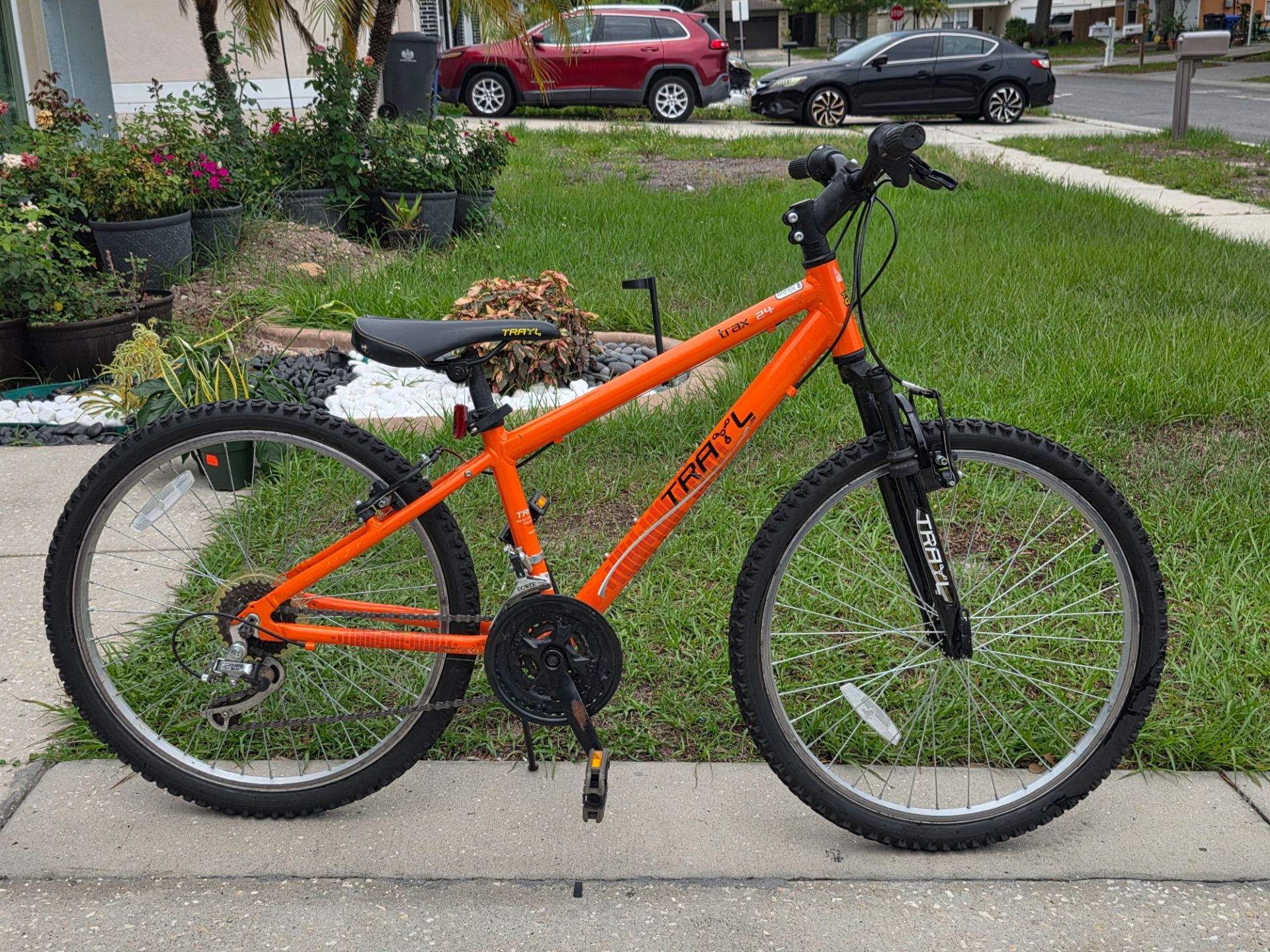 🚵♂️ Trayl Triax 24" Mountain Bike – Ready to Ride – $50