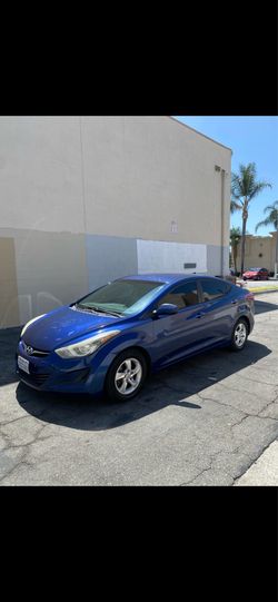 Hyundai Elantra Blue Sedan