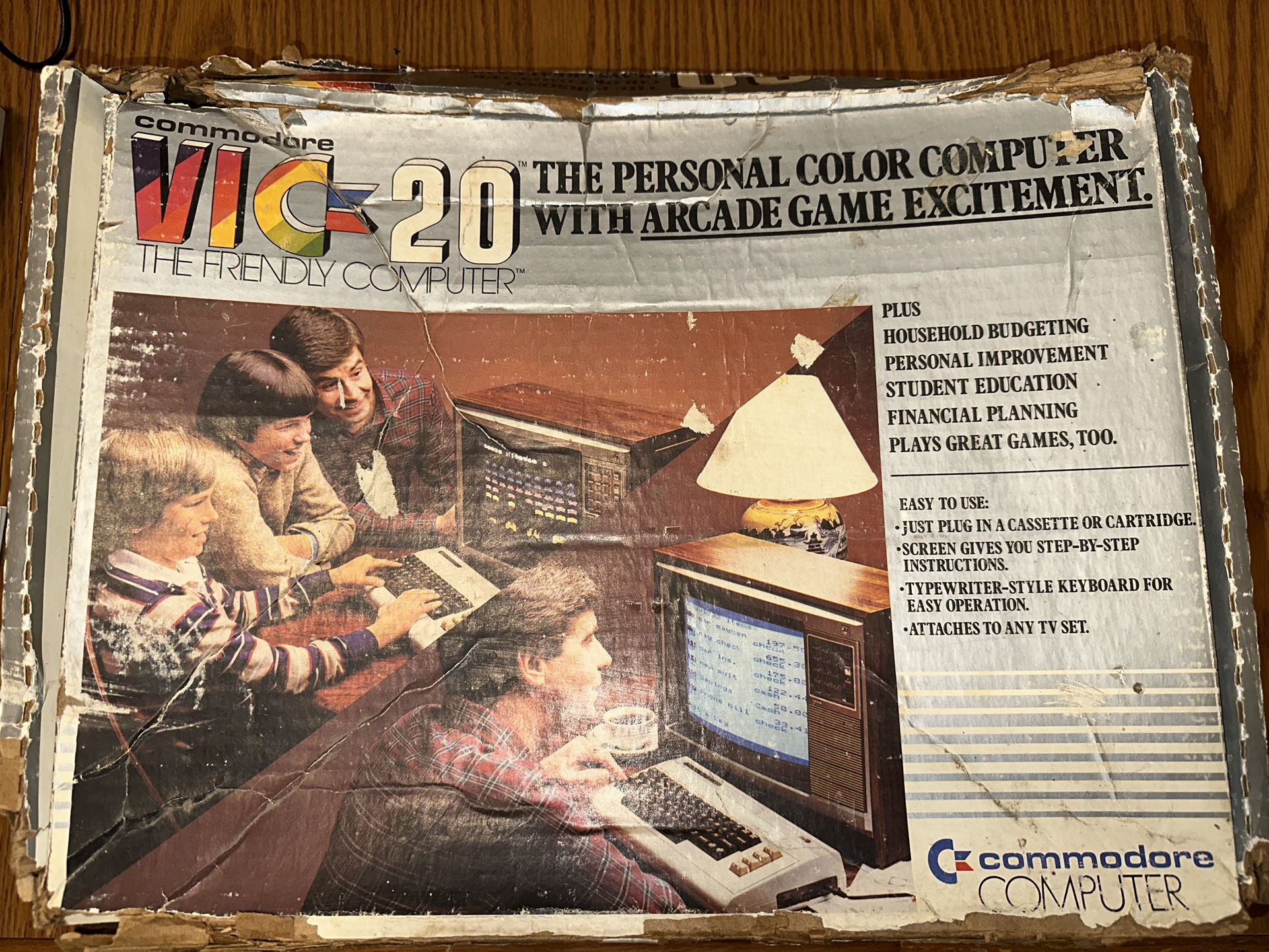 VINTAGE COMMODORE VIC-20 computer Video Game System