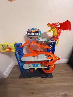 Hotwheels ultimate garage