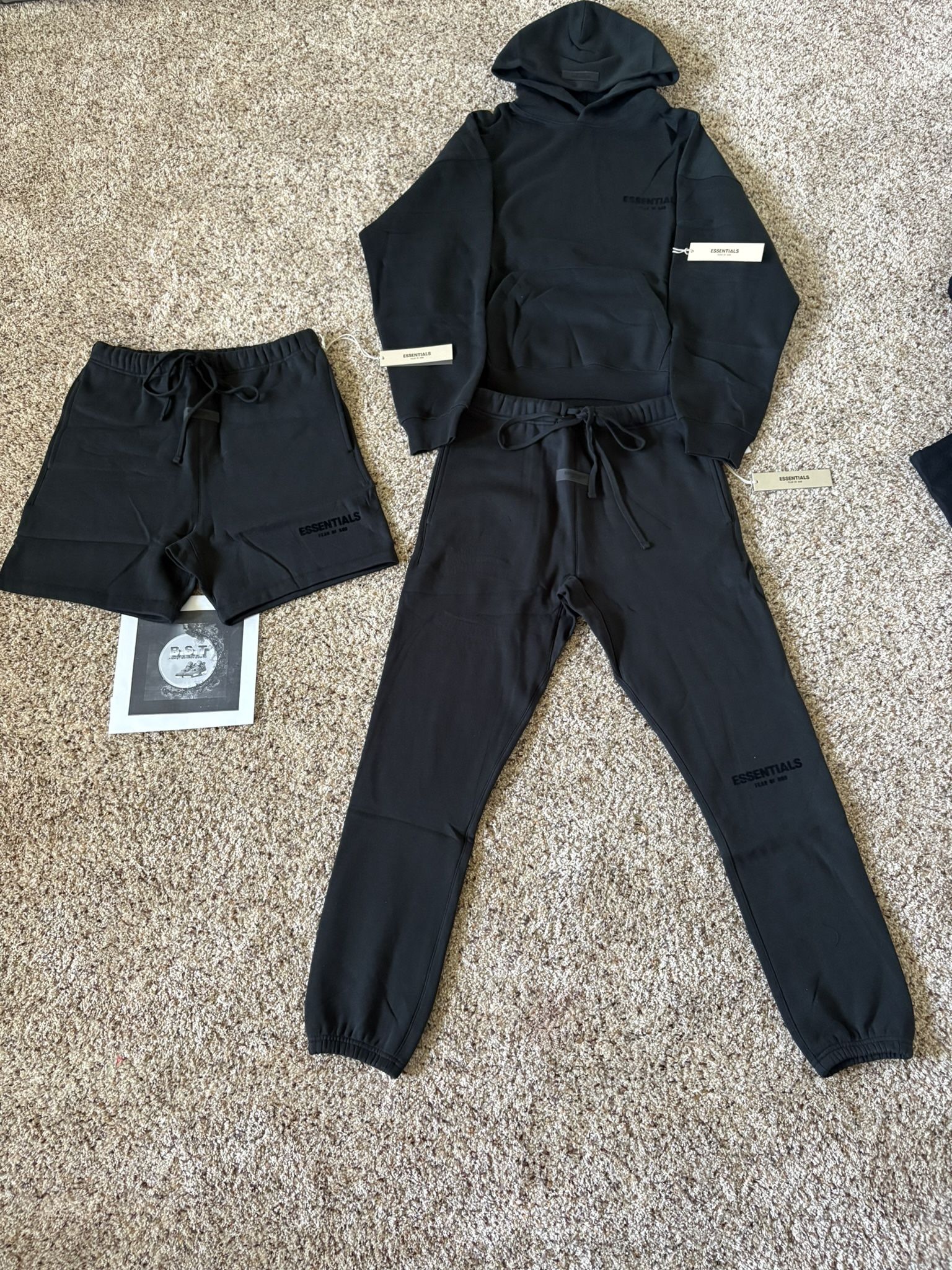 Essentials Set