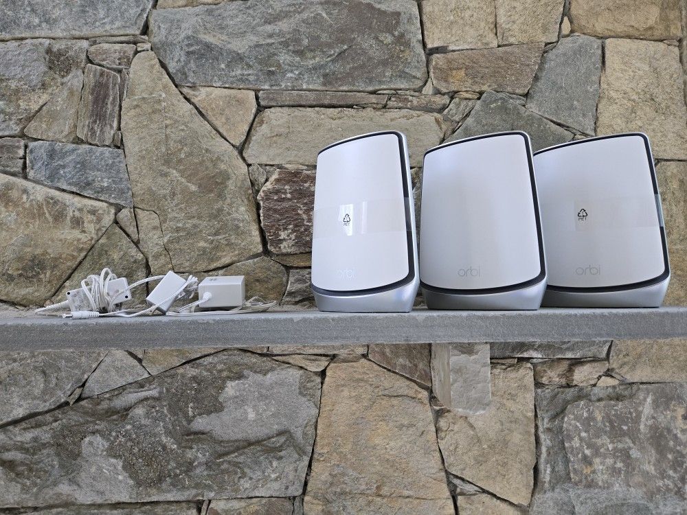 NETGEAR Orbi Whole Home Tri-band WiFi 6