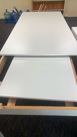 IKEA extending table (large)