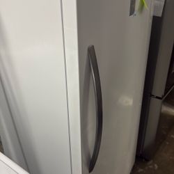 Frigidaire Upright Freezer