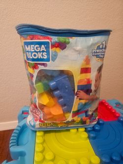 Mega blocks table and blocks