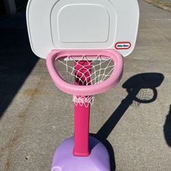 Little Tykes Girls Basketball Hoop
