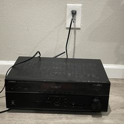 Yamaha RX-V479 AV Receiver 