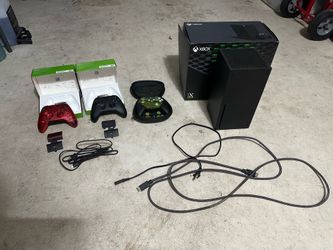 Xbox Series X 1TB Bundle | 3 Controllers (Elite Series 2 Included) | $420 OBO
