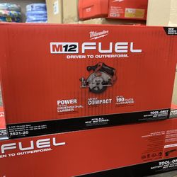 Milwaukee New 5 3/8” Circular Saw M12 Fuel 
