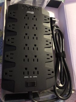 SUPERDANNY Power Strip Surge Protector with 22 AC Outlets and 6 USB Charging Ports, 6.5Ft Mountable Flat Plug Extension Cord (1875W/15A) for Home, Off